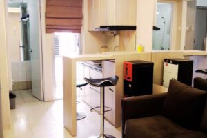 Foto Living Room Apartemen Bassura City, Tower Flamboyan Latai 15